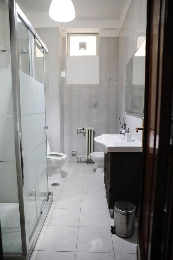 Aura Home Rent Of Rooms With Shared Kitchen Bari Exteriér fotografie