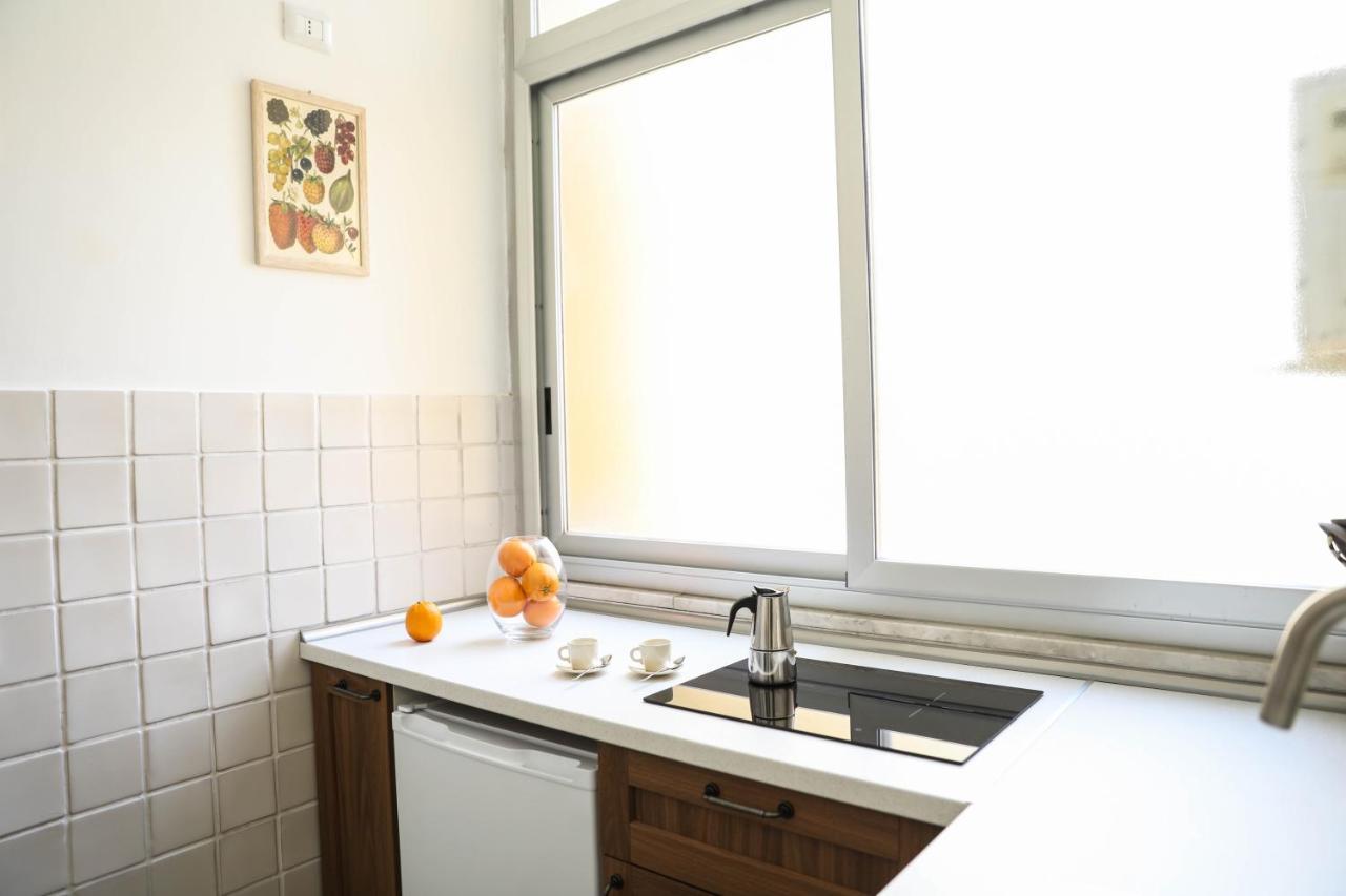 Aura Home Rent Of Rooms With Shared Kitchen Bari Exteriér fotografie